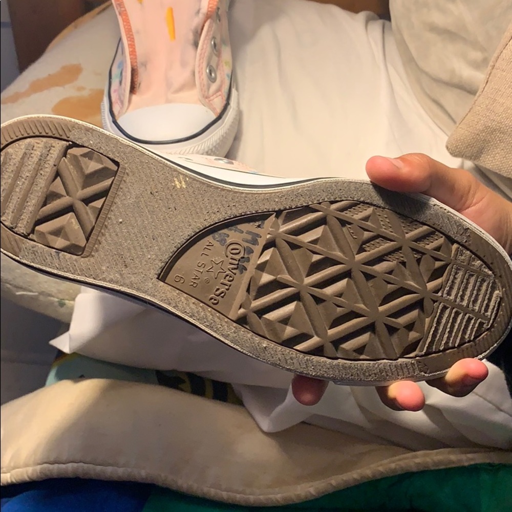 Hand painted converse - Picture 4 of 4